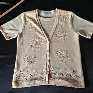 Alfred Dunner Soft Yellow Sunflower Sweater And Pants Set Size Medium